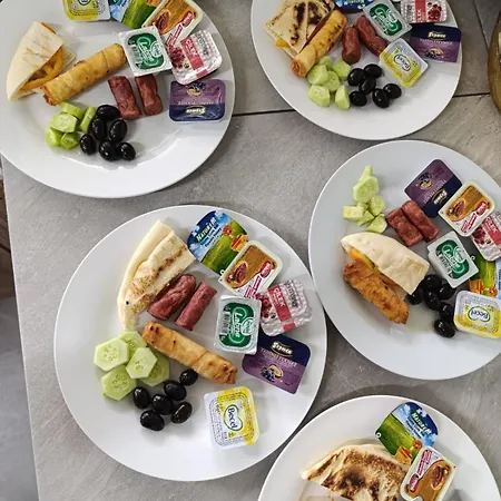 Hera Palace Boutique לינה וארוחת בוקר