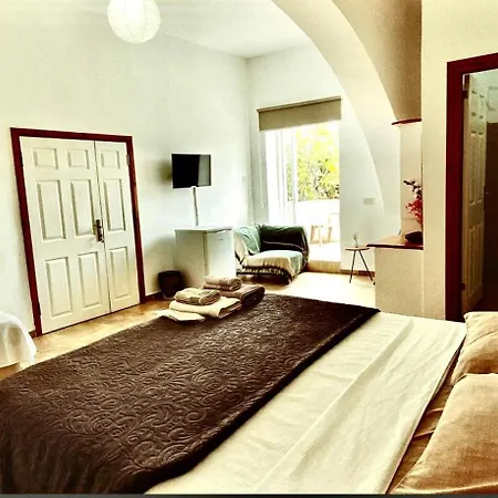 Hera Palace Boutique